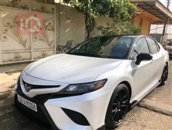 تۆیۆتا کامری